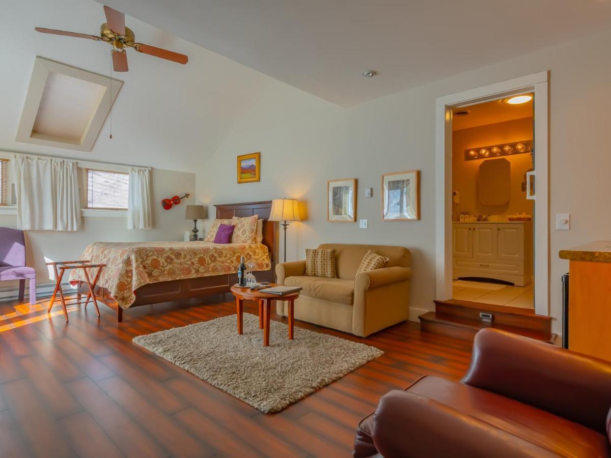 Shaker Mill Bed and breakfast