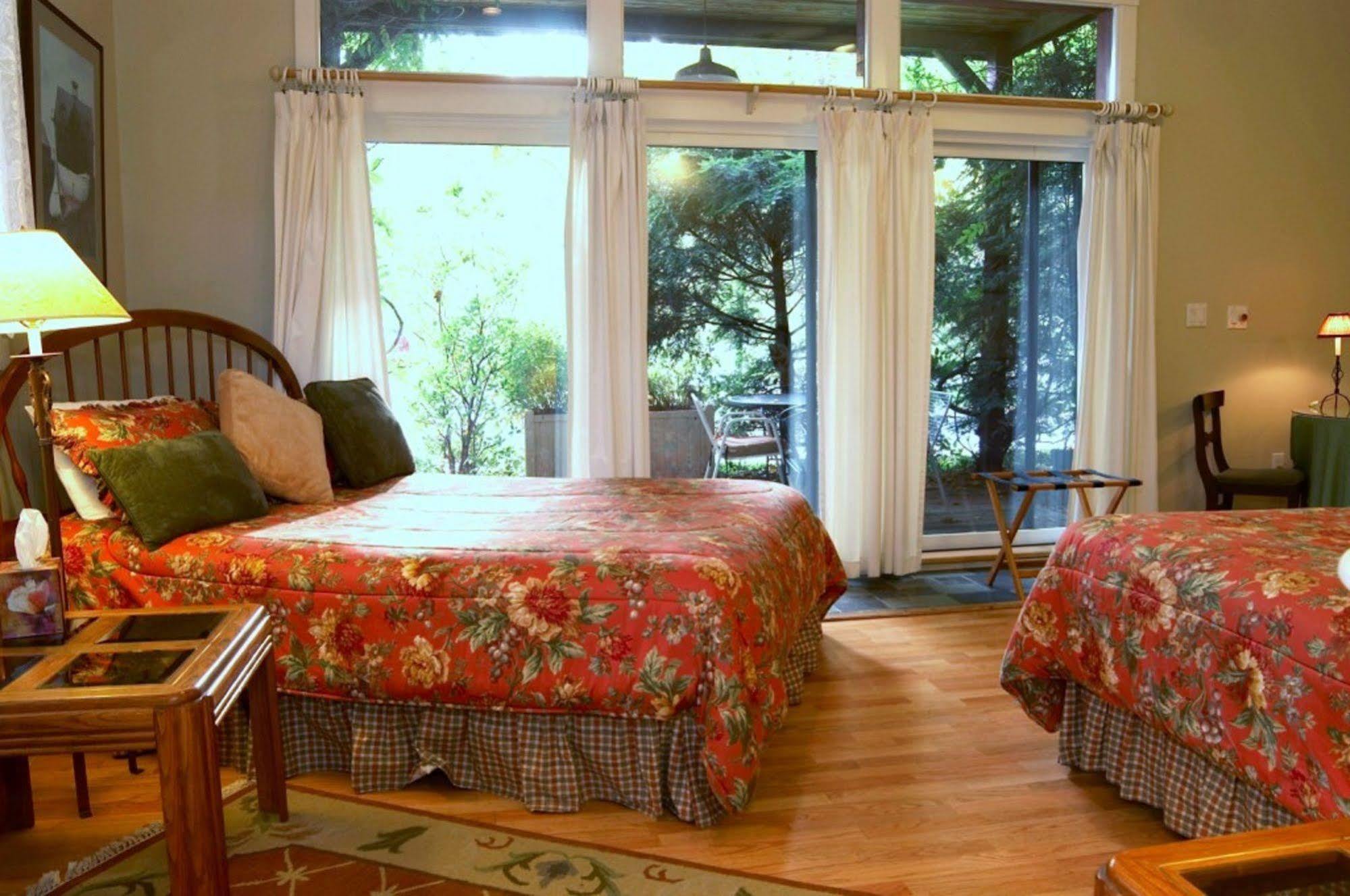 Shaker Mill 5* West Stockbridge